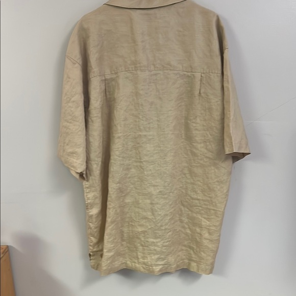 Tan Short Sleeve Button-Up Shirt - Picture 3 of 3